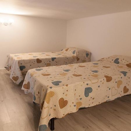 شقة A Casa Di Nonna بيشيلي المظهر الخارجي الصورة